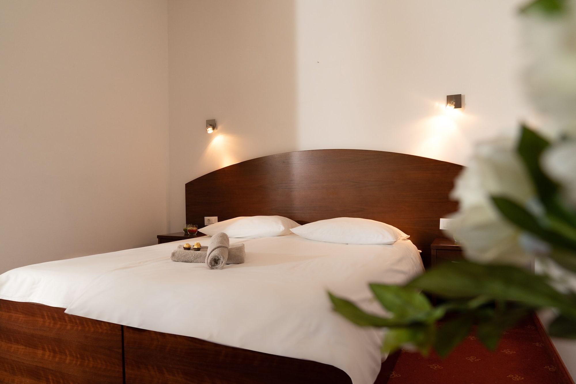 Hotel Medno ภายนอก รูปภาพ