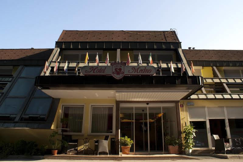 Hotel Medno ภายนอก รูปภาพ