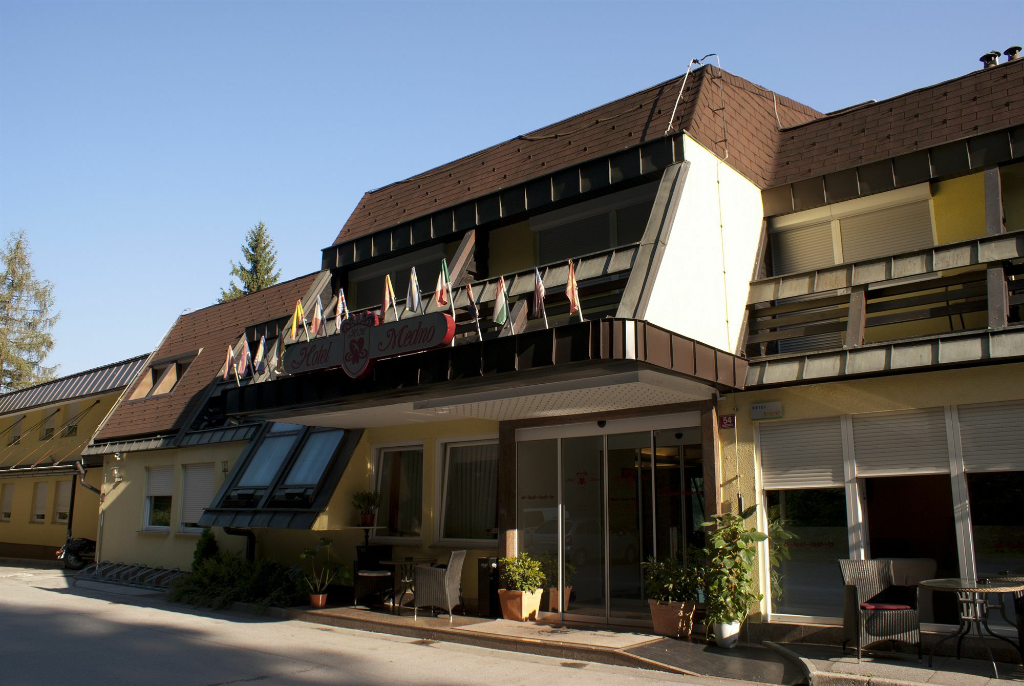 Hotel Medno ภายนอก รูปภาพ