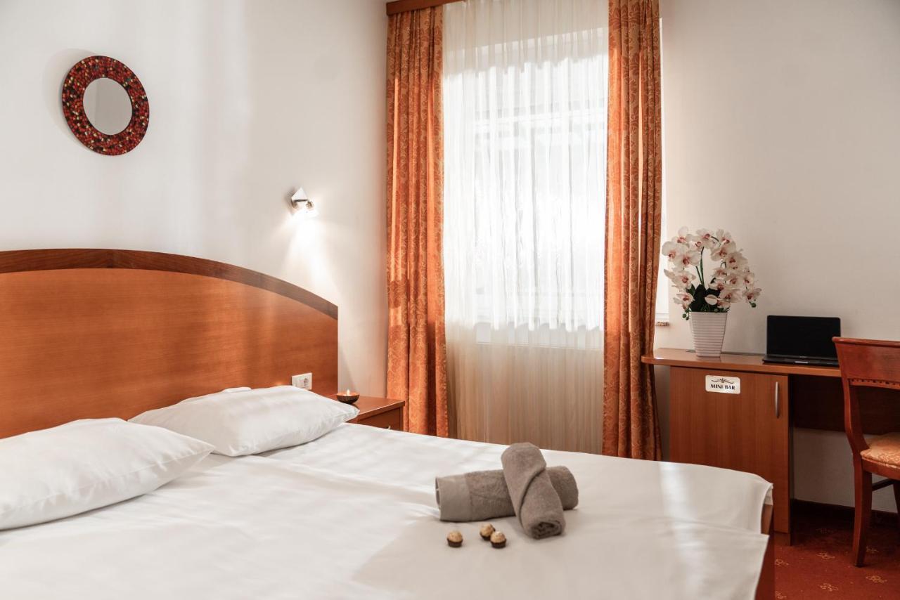Hotel Medno ภายนอก รูปภาพ