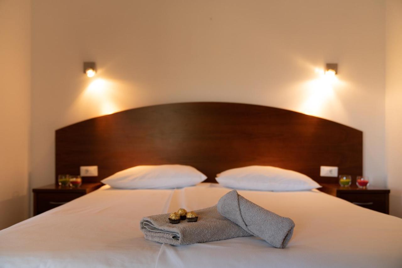 Hotel Medno ภายนอก รูปภาพ