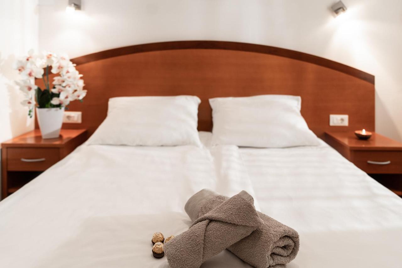 Hotel Medno ภายนอก รูปภาพ