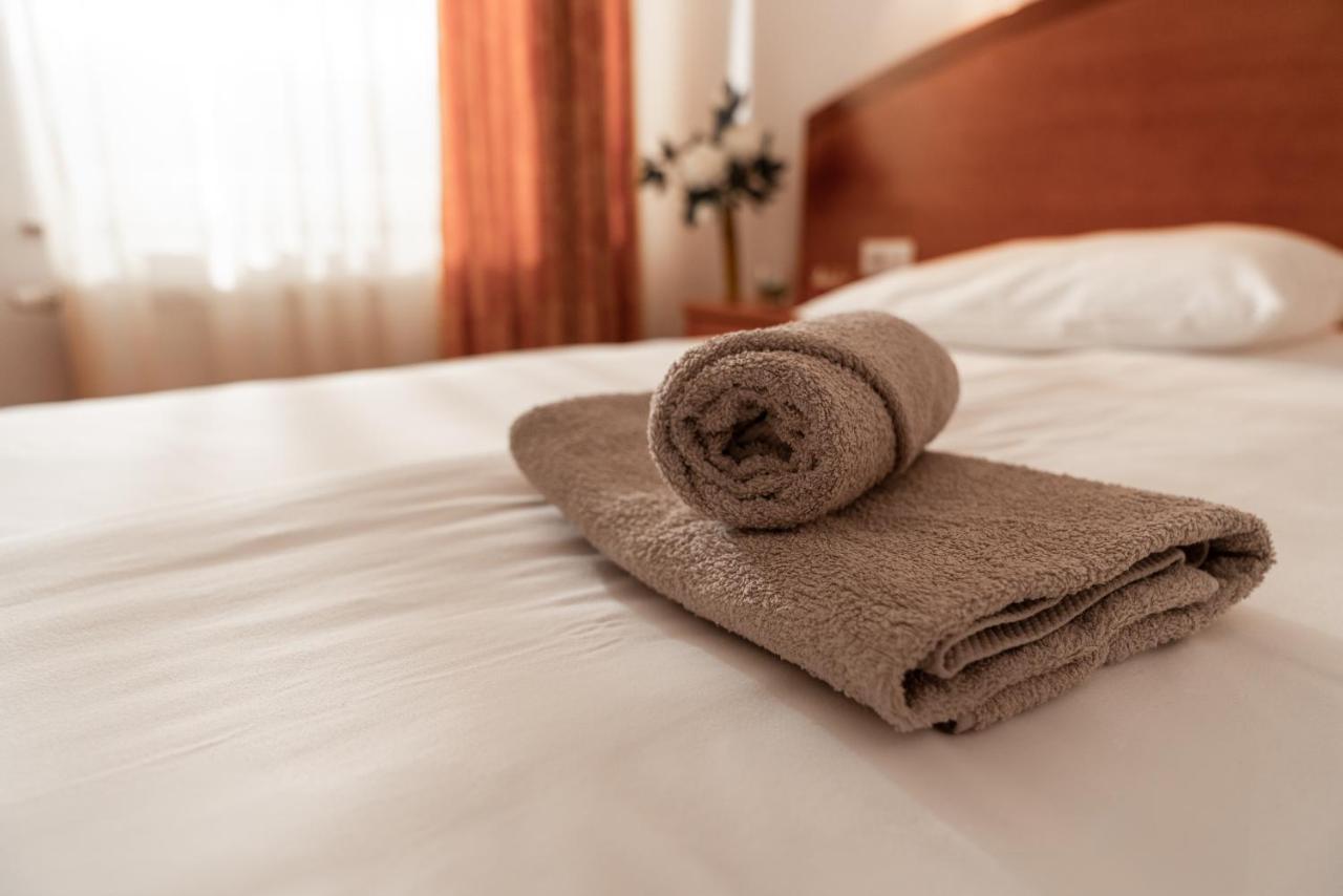 Hotel Medno ภายนอก รูปภาพ